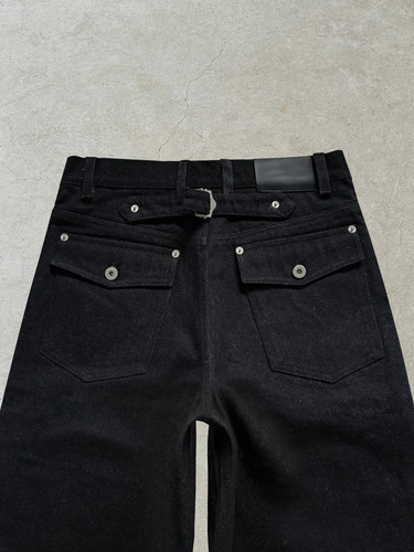 B72 2025秋冬 巴黎扣设计立体裁剪646原牛牛仔裤男女潮牌