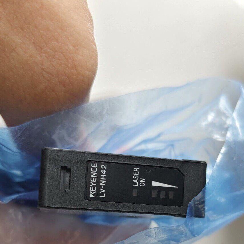 议价LV-NH42 激光传感器 工控自动化配件 年份佳维修