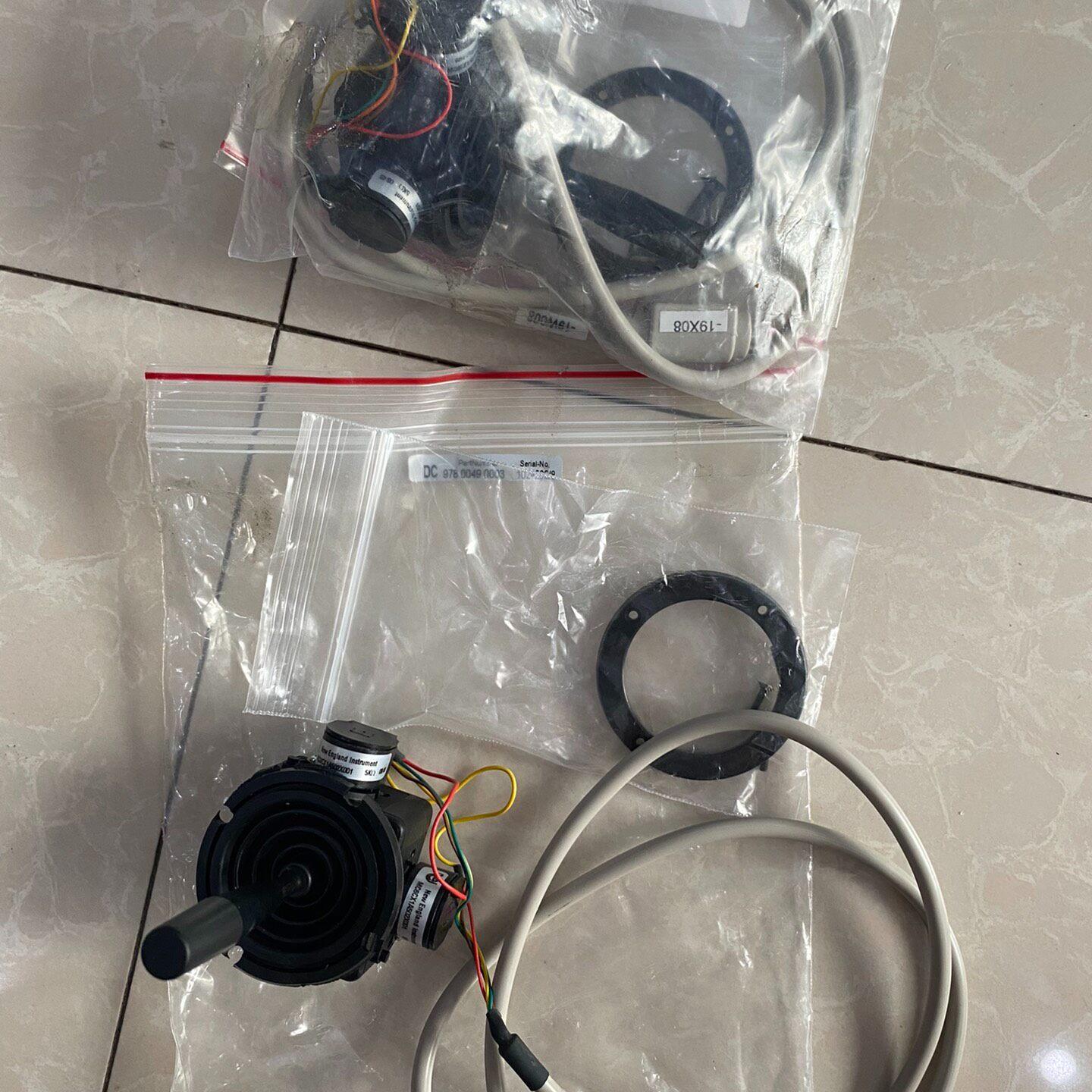 议价812251b1r MEGATRON Joystick工业工控摇杆维修
