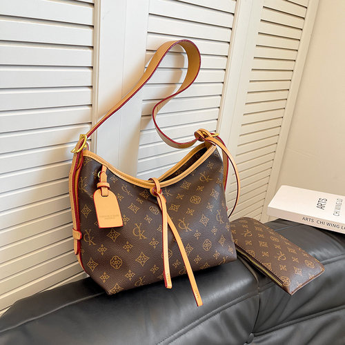 轻奢复古老花腋下包包女2025新款大容量通勤托特包百搭单肩斜挎包