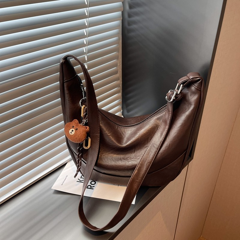 百搭休闲斜挎包包女士2025新款松弛感软皮饺子包大容量通勤单肩包,箱包皮具/热销女包/男包,通用款女包,淘宝优惠券,粉丝福利购,淘宝优惠卷