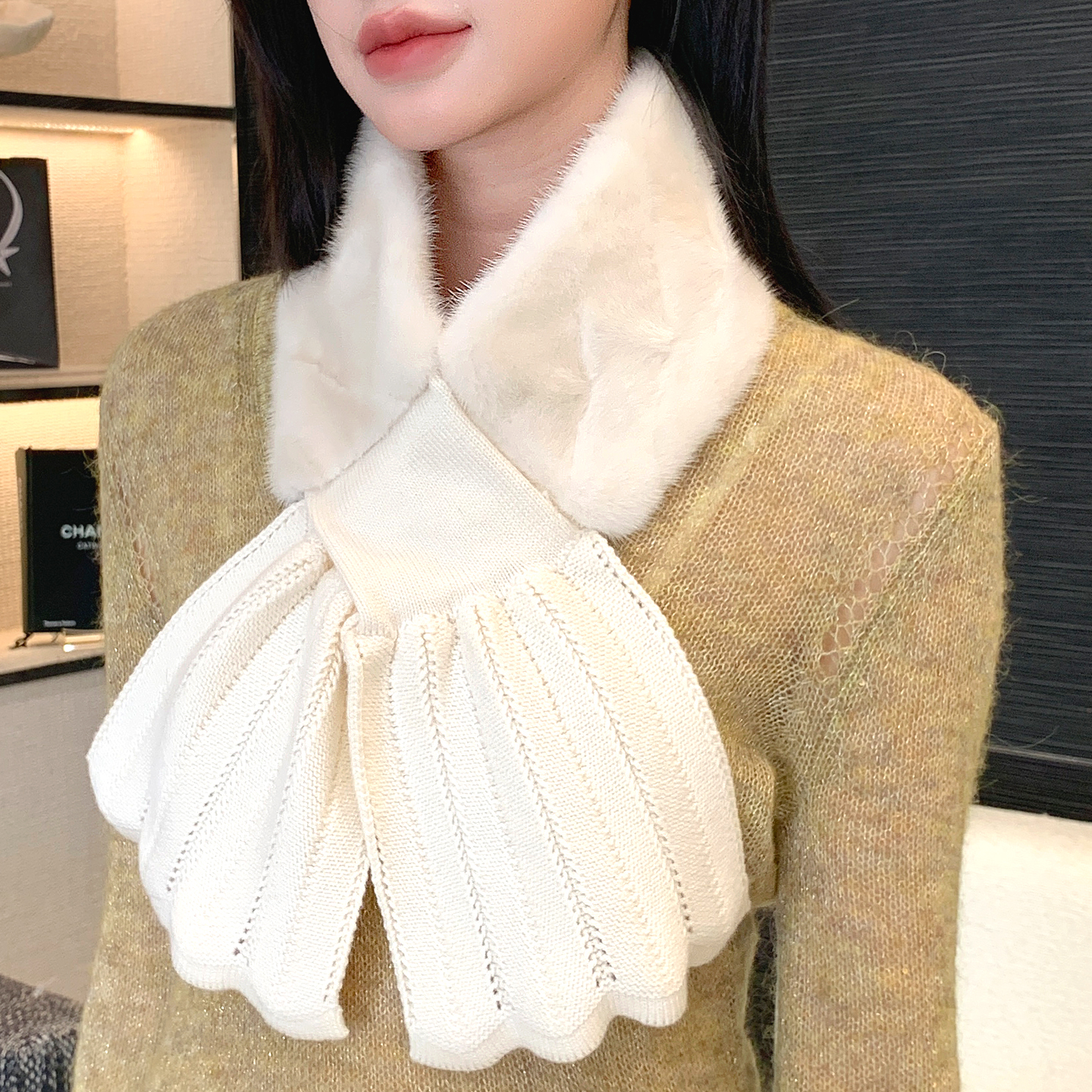 贵族琼斯 女士冬季新款双面水貂皮毛一体皮草围巾 拼接针织鱼尾