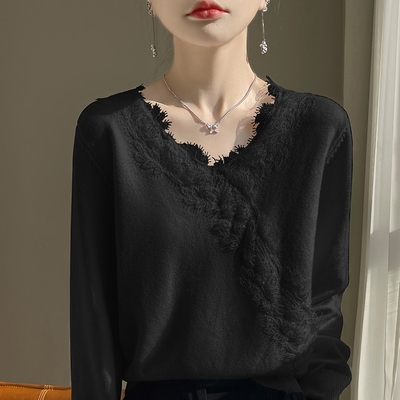 秋冬好看黑色毛衣女V领宽松百搭蕾丝感洋气针织长袖打底衫1129z