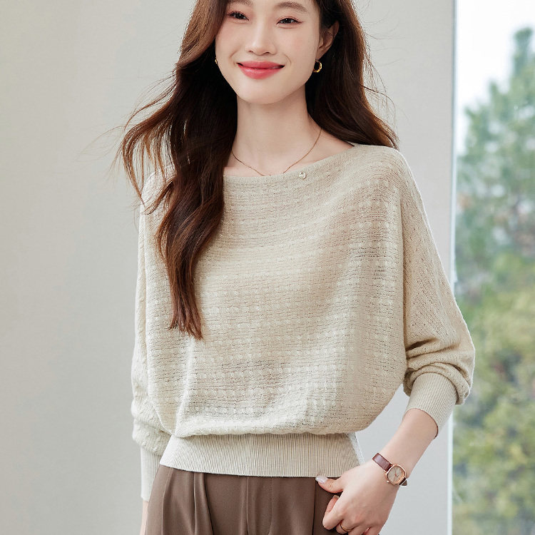 一字肩蝙蝠袖T恤女2025春秋新款小个子遮肚镂空薄针织衫打底上衣