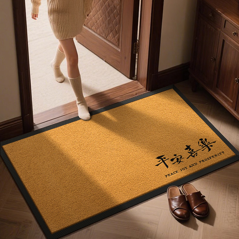 金黄色入户地垫中古风