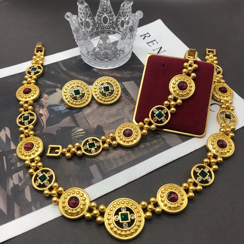 西洋中古重工项链手链复古雕刻花纹镶钻琉璃小众设计项链手链套装