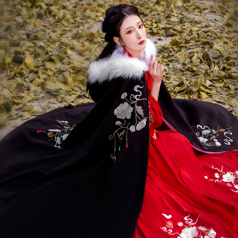 栾凰汉服女原创正品【凤羽】加厚加绒披风日常秋冬斗篷中长款现货