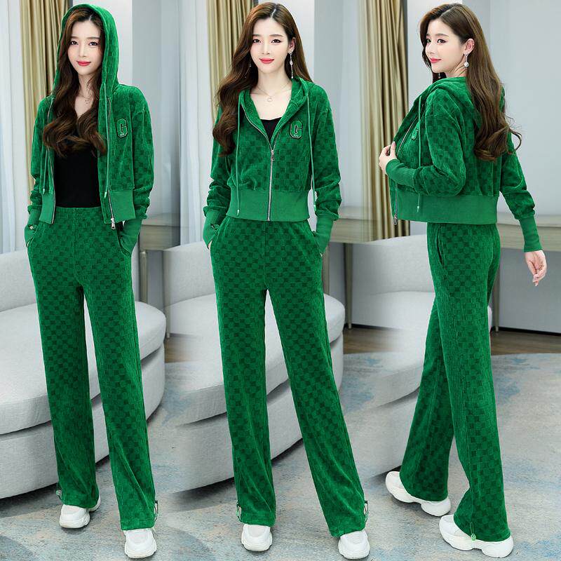 绿色金丝绒运动套装女冬季连帽阔腿裤三件套休闲显瘦穿搭