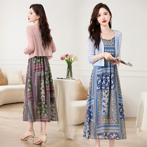 度假风碎花吊带连衣裙开衫套装