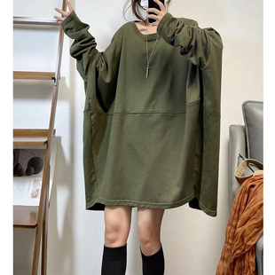 胖mm特大码300斤长袖t恤女春秋季宽松大版显瘦拼接中长款纯色