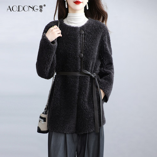 中长款羊剪绒一体保暖皮草外套