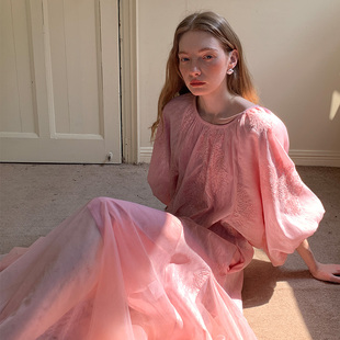 竹依依法式复古蕾丝网纱薄纱中袖连衣裙女夏气质高级感温柔仙女裙