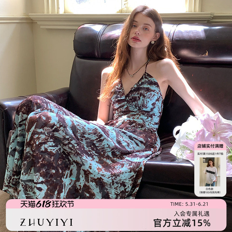 竹依依 法式高级感印花度假细吊带连衣裙女夏季V领收腰大摆长裙