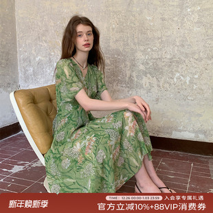 竹依依法式 型长裙 复古森林绿色花卉连衣裙女网纱收腰V领a字大摆版