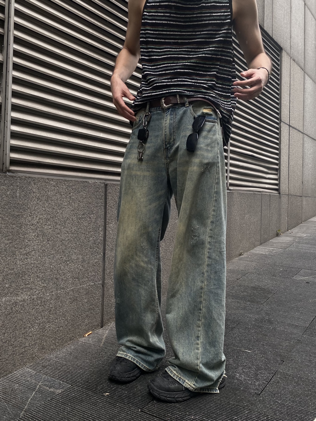 TWORED美式复古水洗做旧牛仔裤男裤脚破坏休闲宽松百搭直筒长裤