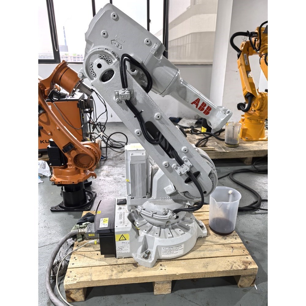 ABB机器人IRB2600可拆配件电机减速机等议 议价