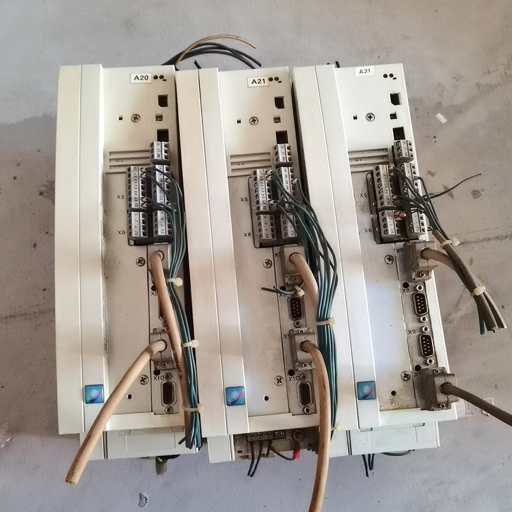 伦茨驱动器EVS9323-ES实物图功能包好03 议价