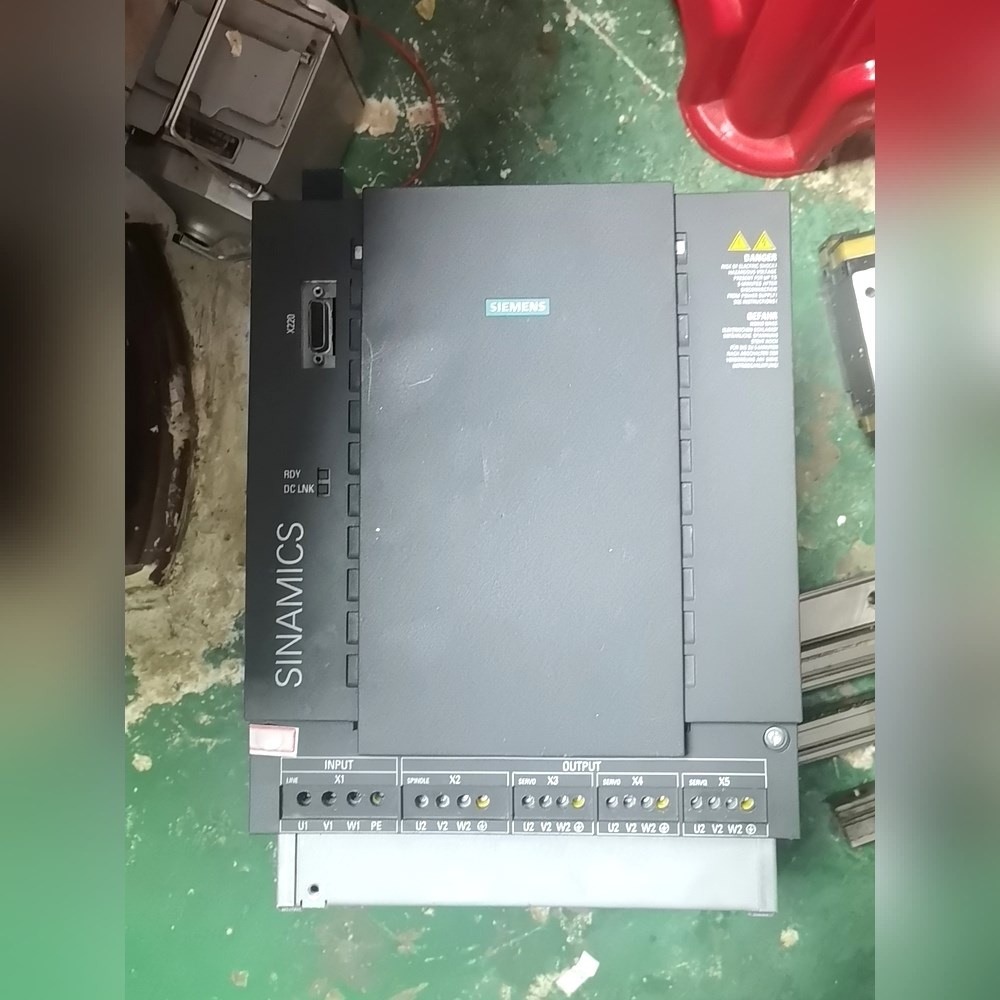 四合一驱动器6SL3111-4VE22-0HA0实物 议价