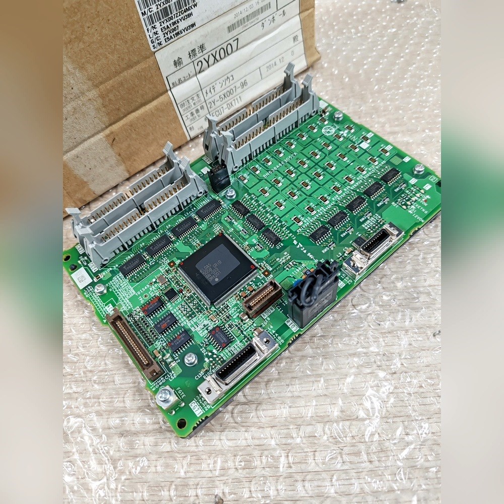 FCU7-DX711+HN351三菱M70系统按键盘IO基板 议价