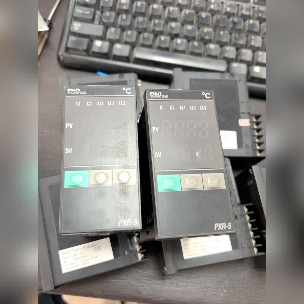 富士温控表PXR5TAY1-8W000-CPXR5TCY1 议价