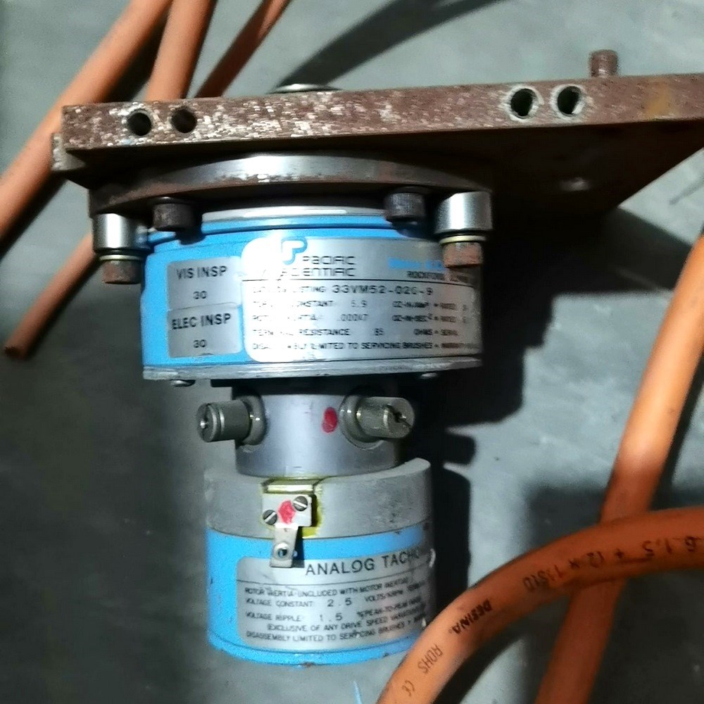 33VM52-020-9电机 议价