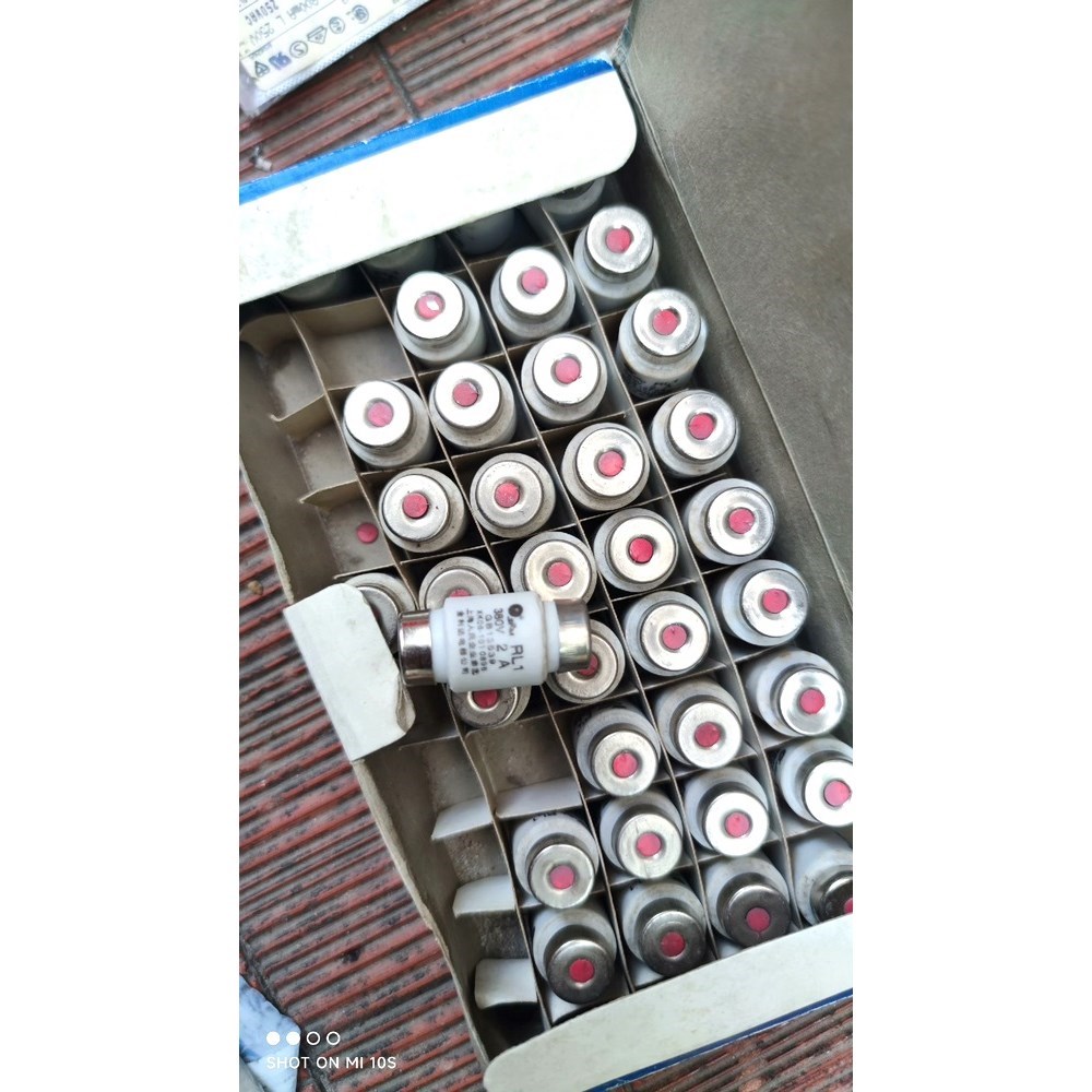 上海人民RL1-15螺旋式熔断器熔芯保险丝管2A 议价