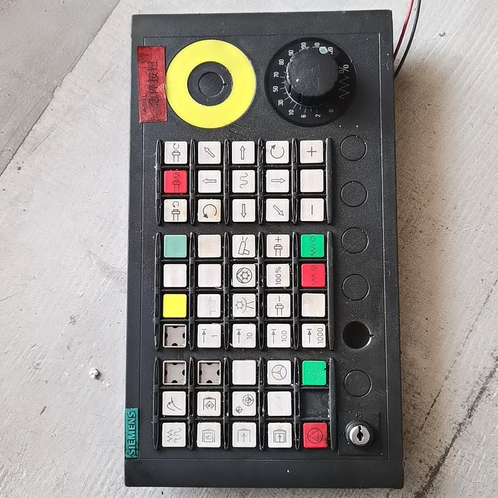 MCP310CPN机床操作面板 数控操作面板6FC53 议价