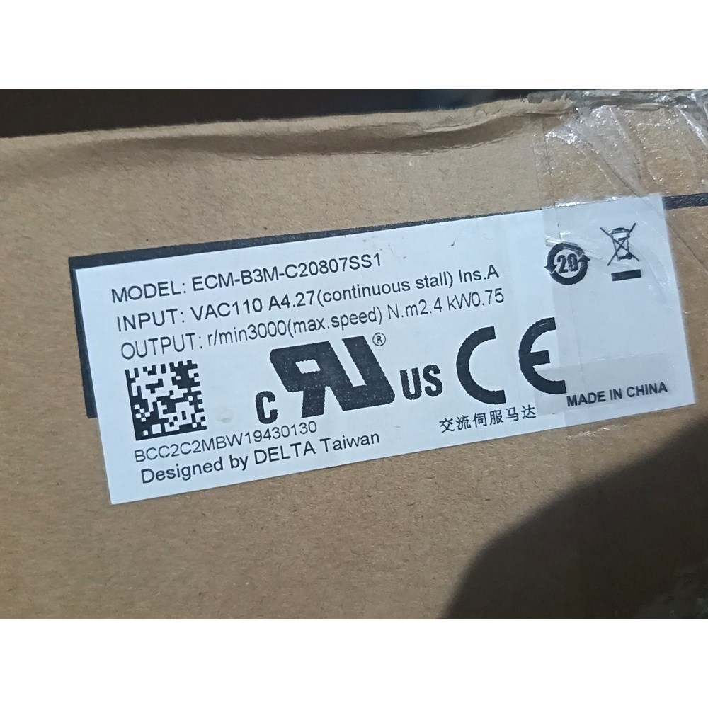 伺服电机ECM-B3M-C20807SS1未使用 议价