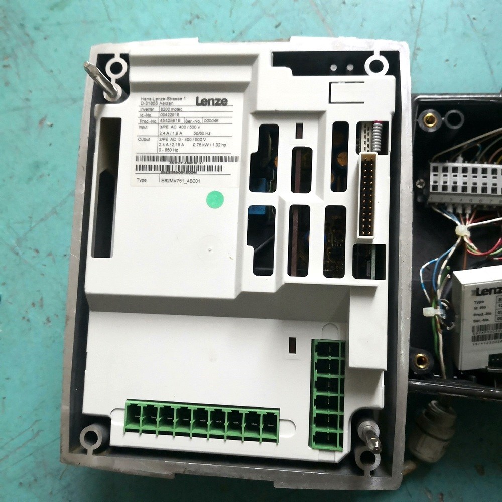 伦茨变频器防爆变频器E82MV751-4B001成色漂亮 实 议价