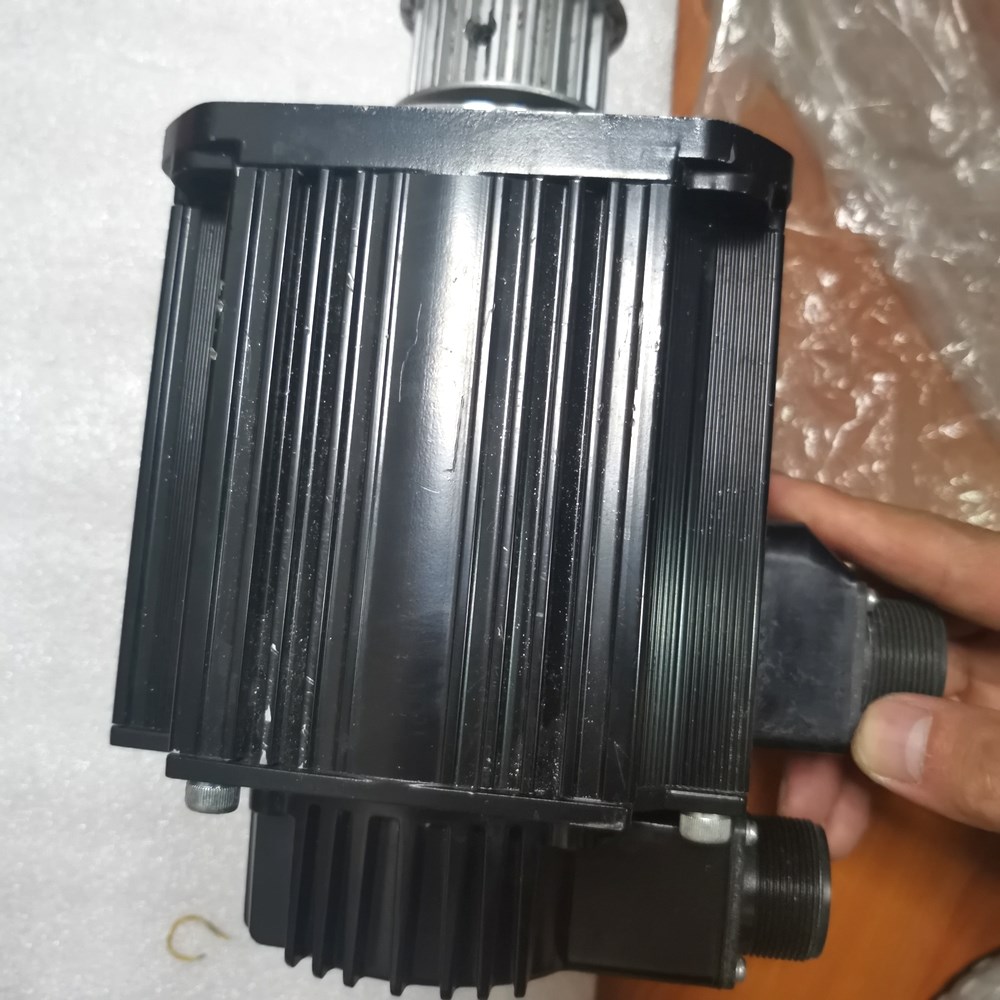 富士伺服电机GYG152C5-RG2 GYG102C5-R 议价