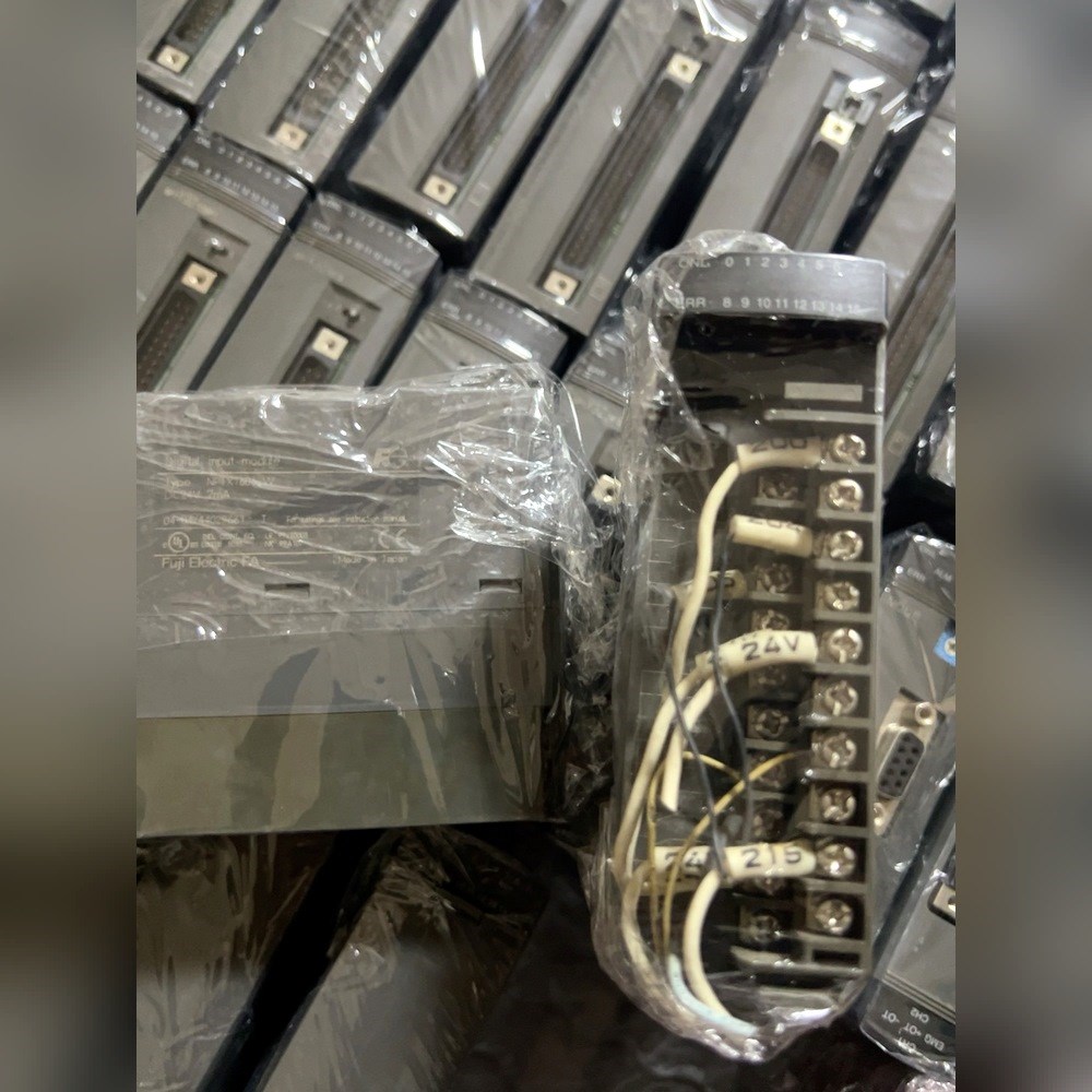 富士PLC数字输入模块NP1X1606-W 议价