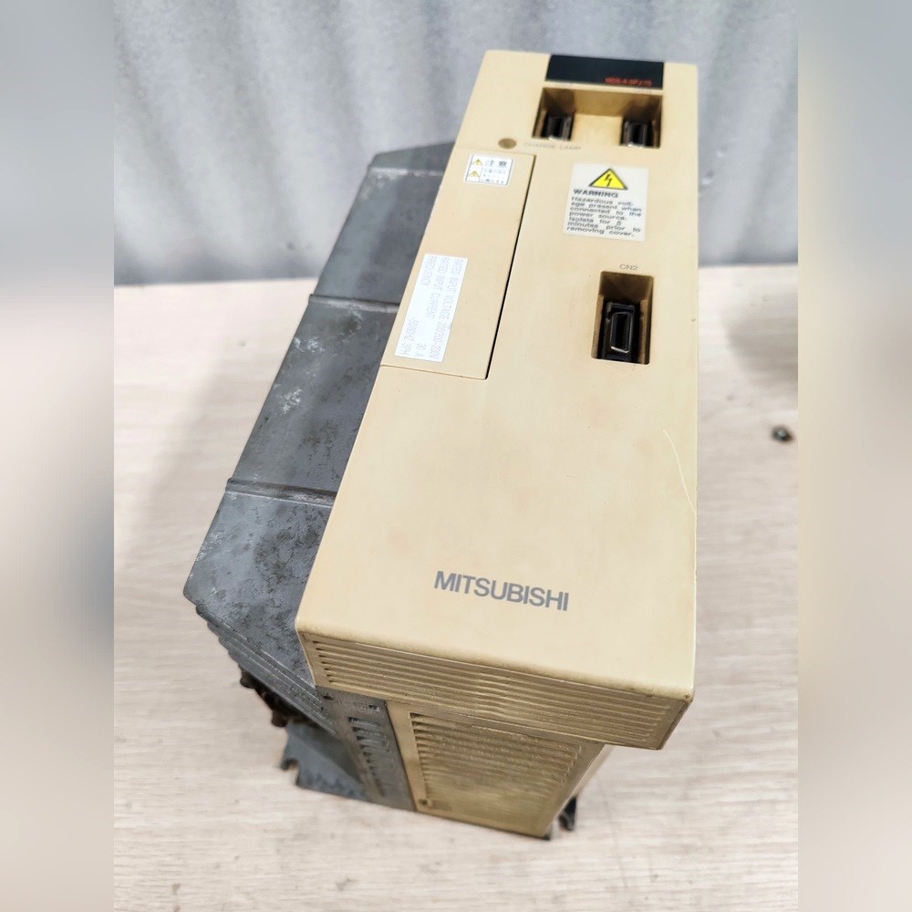 MDS-A-SVJ-75三菱7.5KW伺服驱动器原装 议价