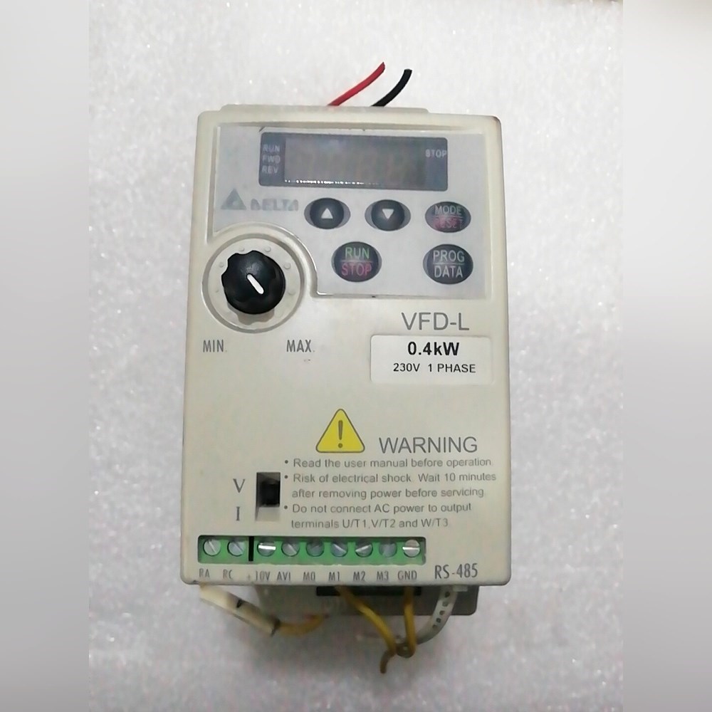变频器 VFD004L21A 议价
