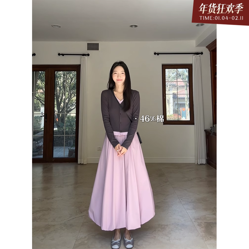 【郭九九呢】清冷V领假两件撞色修身开衫T恤上衣温柔风花苞裙半裙,女装/女士精品,时尚套装,淘宝优惠券,粉丝福利购,淘宝优惠卷