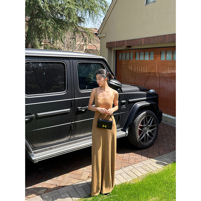 【郭九九呢】气质修身显瘦U领金丝纱线毛织背心吊带裙女夏连衣裙