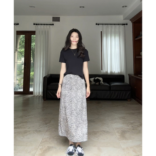 郭九九呢 微宽松棉质T恤女 复古休闲百搭豹纹半身裙半裙夏季 短袖
