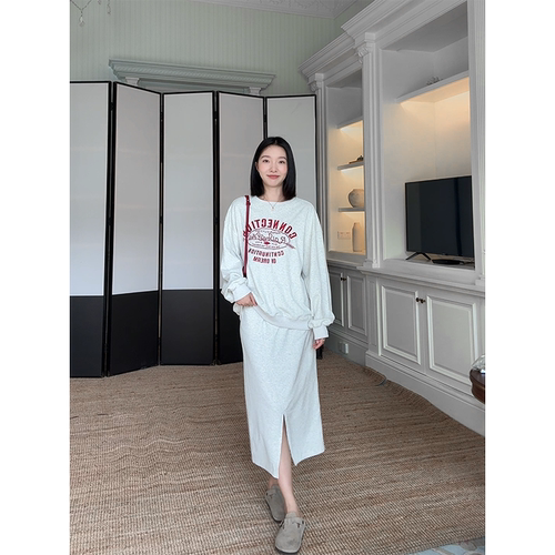 郭九九呢棉美式复古刺绣宽松薄款卫衣春季百搭上衣开叉显瘦半身裙