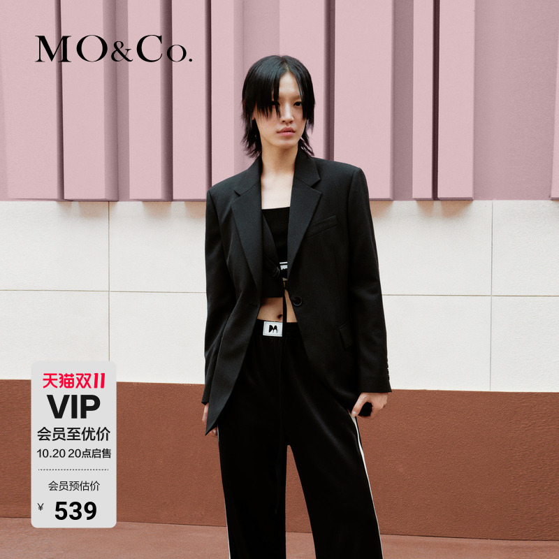 MOCO含绵羊毛西装外套机能风绑带
