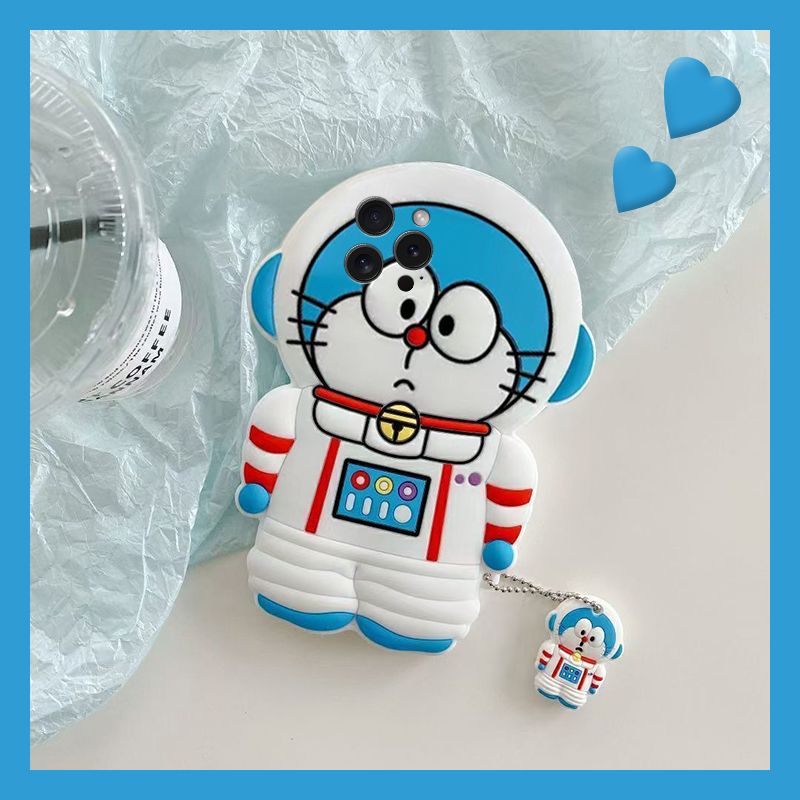 适用苹果16e手机壳iPhone15promax立体14哆啦A梦13带挂件11卡通12叮当猫8plus趣味7p创意6s超萌xsmax八8七x女