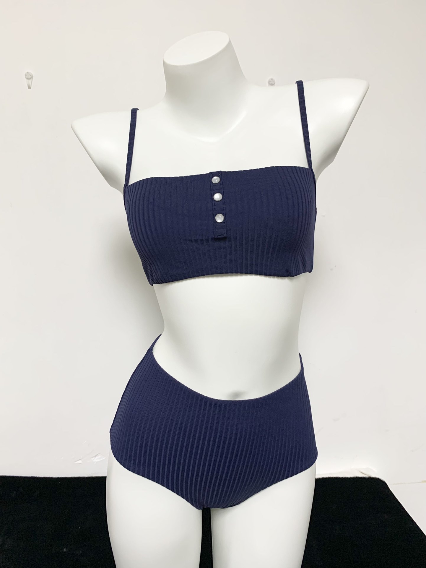 外贸出口吊带抹胸式分体泳衣无钢圈无垫双层高腰泳裤比基尼内搭女