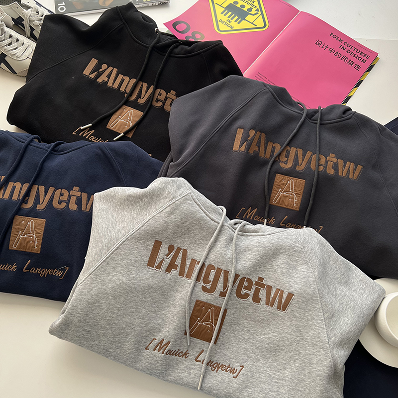 美式休闲字母刺绣套头加绒卫衣