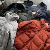 男装 北野U家 冬季 无缝羽绒蓬松厚实面包服保暖连帽羽绒服BY42147