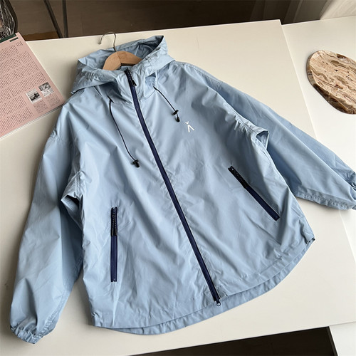 户外防风防水外套冲锋衣