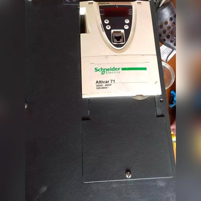 施耐德6171变频器atv71hd30n4zatv71hd37n4zatv61hd30n4z 议价