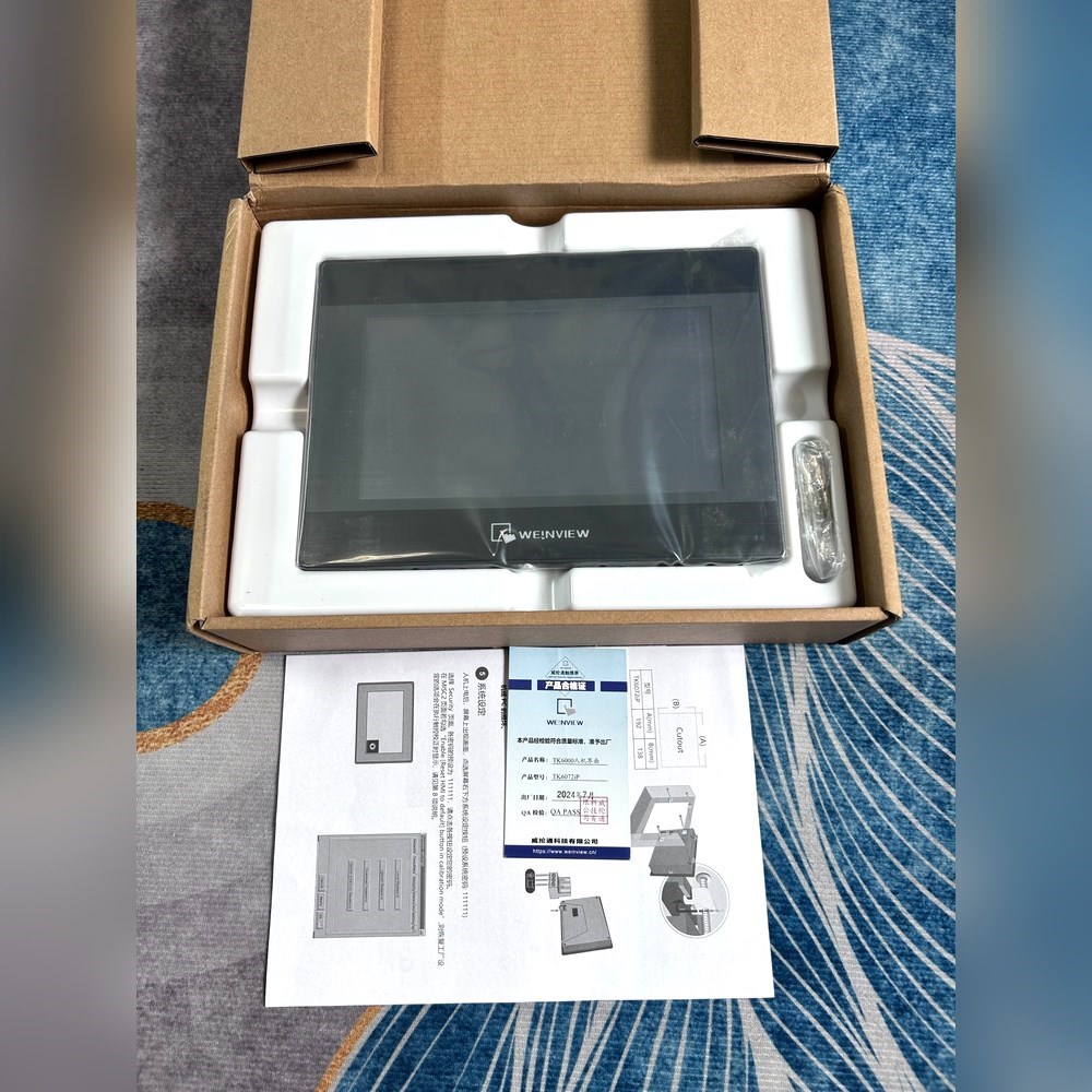 威纶触摸屏TK6072IP(替代6071)未拆封未使 议价