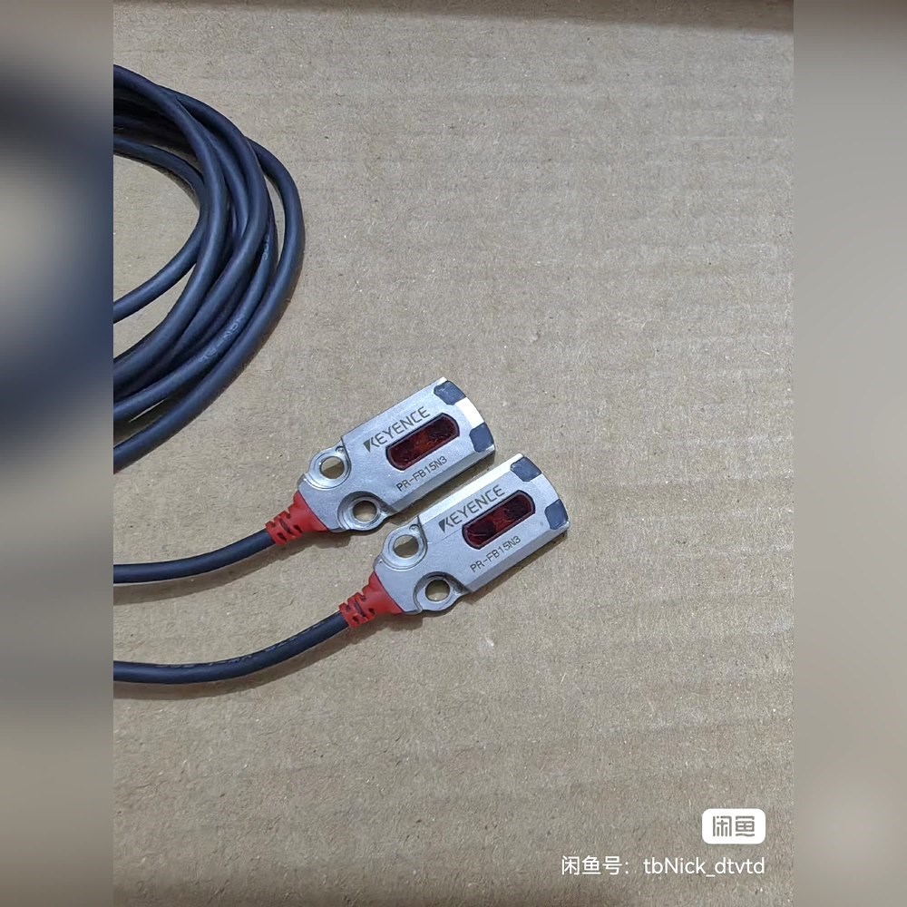 基恩士光电传感器FR-FB15N3. 数量两条.实拍成色如 议价