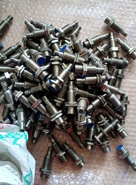 德国威格勒Wenglor I18H004接近传感器 议价