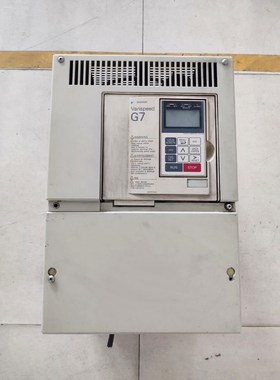 安川变频器G7系列22kw原装CIMR-G7B4022 议价