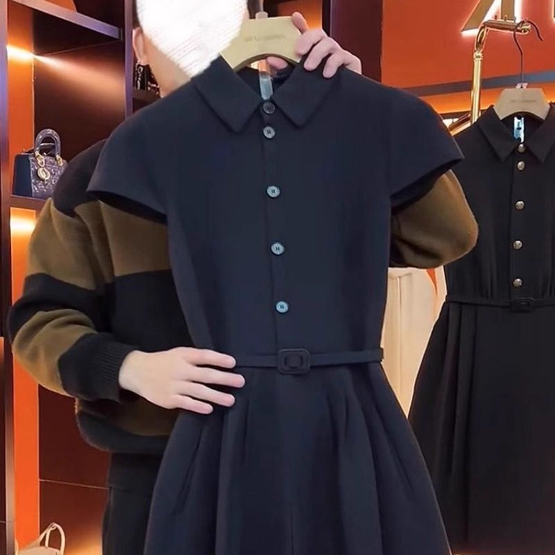 黑色短袖连衣裙女2025新款春季法式高级感高腰显瘦POLO领A字长裙