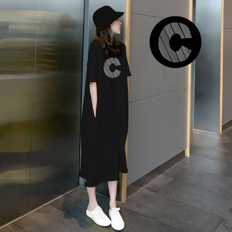 黑色短袖洋装女2025年夏季新款设计感宽松休闲印花中长版T恤裙